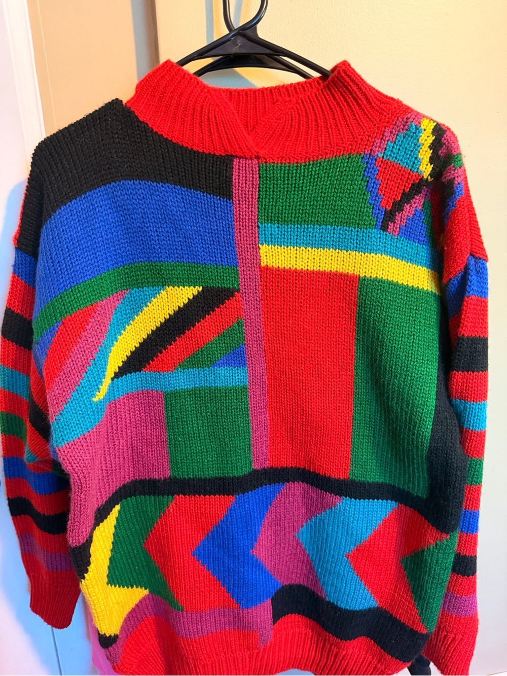 VINTAGE Abstract Pattern Knit Sweater in Red, Green, Blue